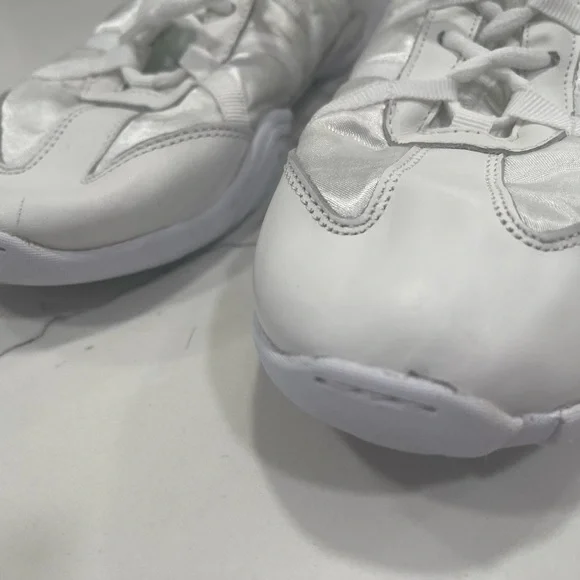 NFINITY Evolution White Sneakers - Picture 7 of 8